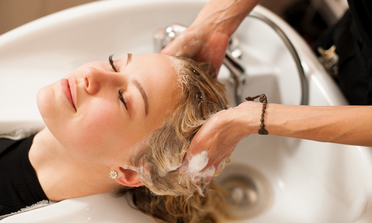 Anushka Beautysalon
