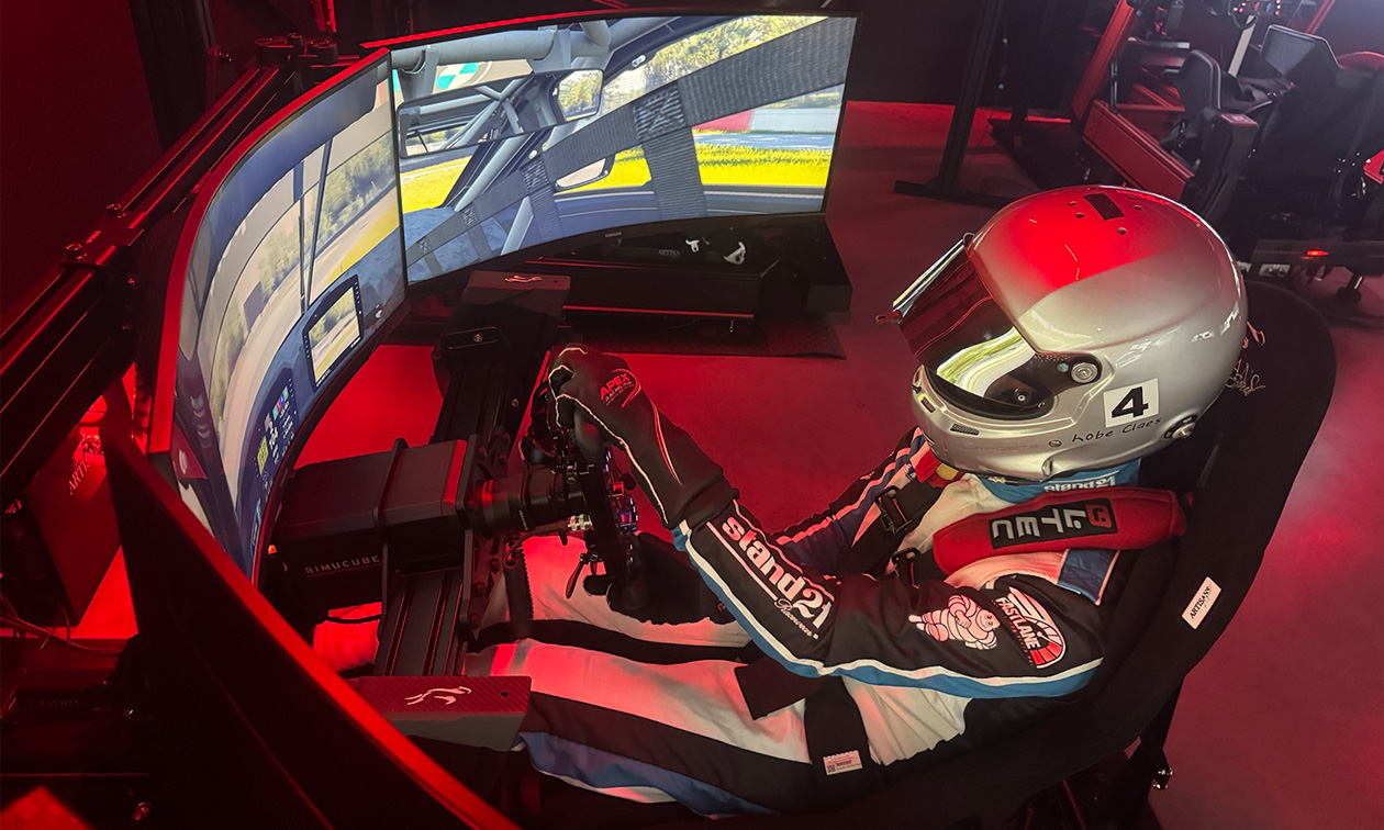 Apex Racing Hub