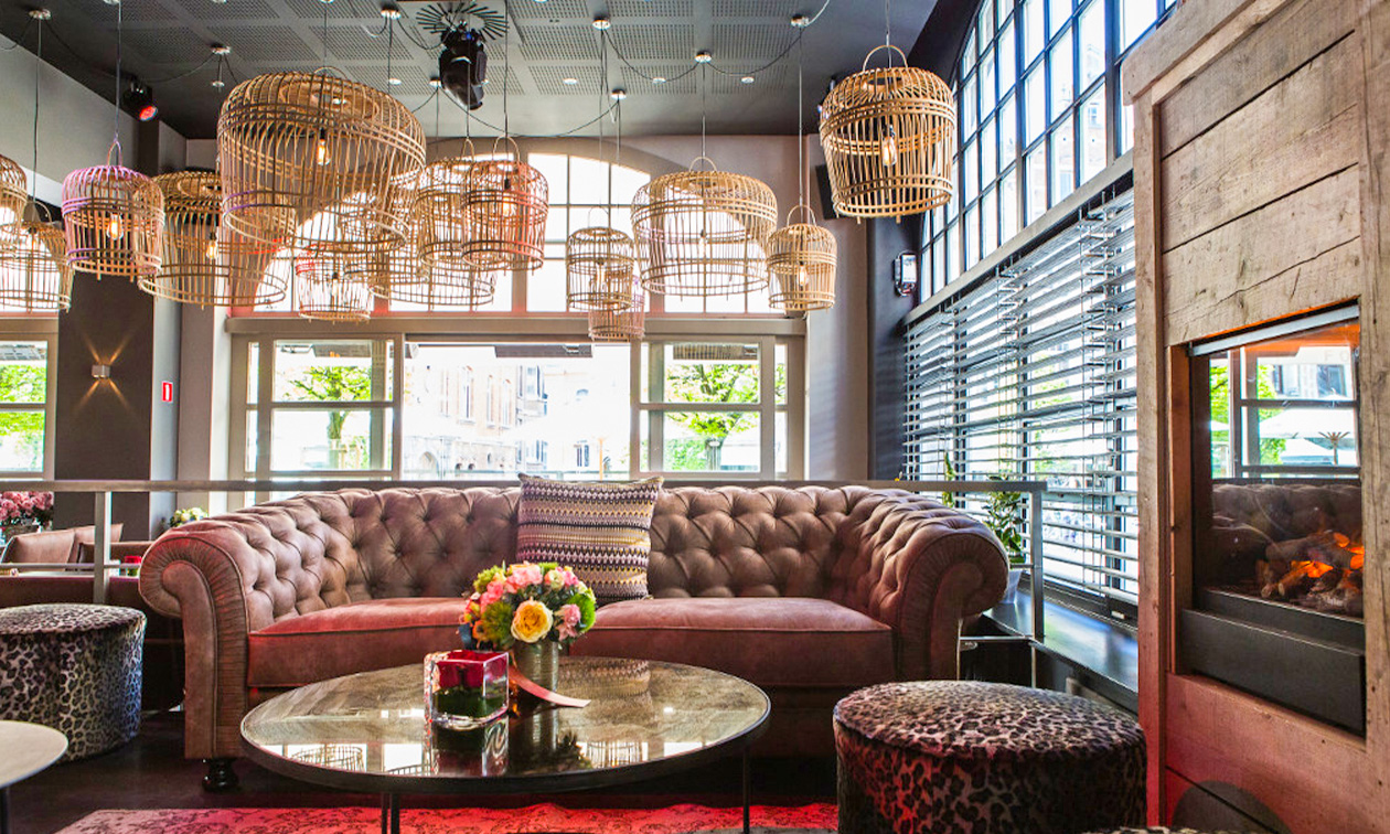 Bar Nine