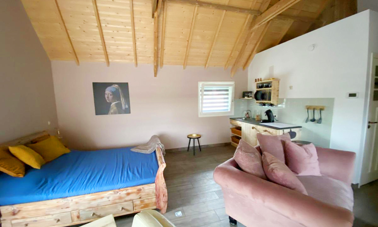 B&B In Two Hulten