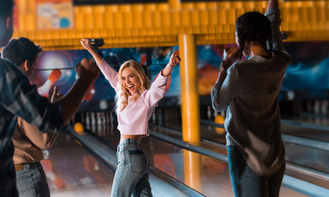 De Max Bowling