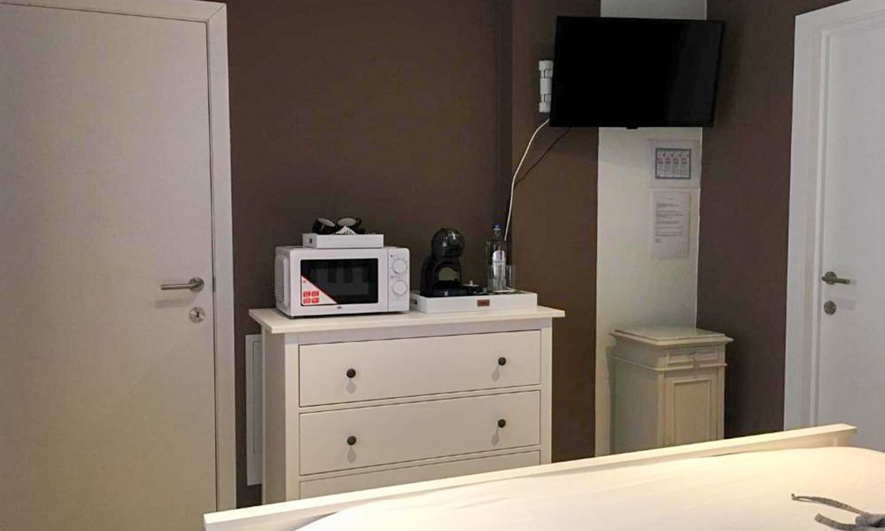 Den Entree Principale