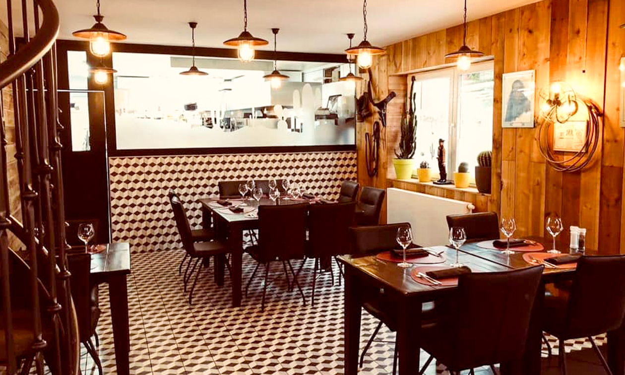 Le Saloon