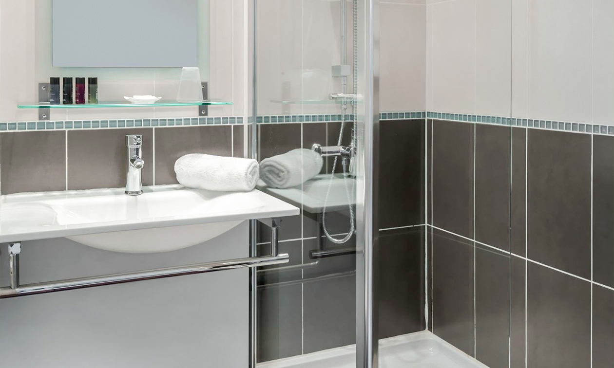 L'Initial