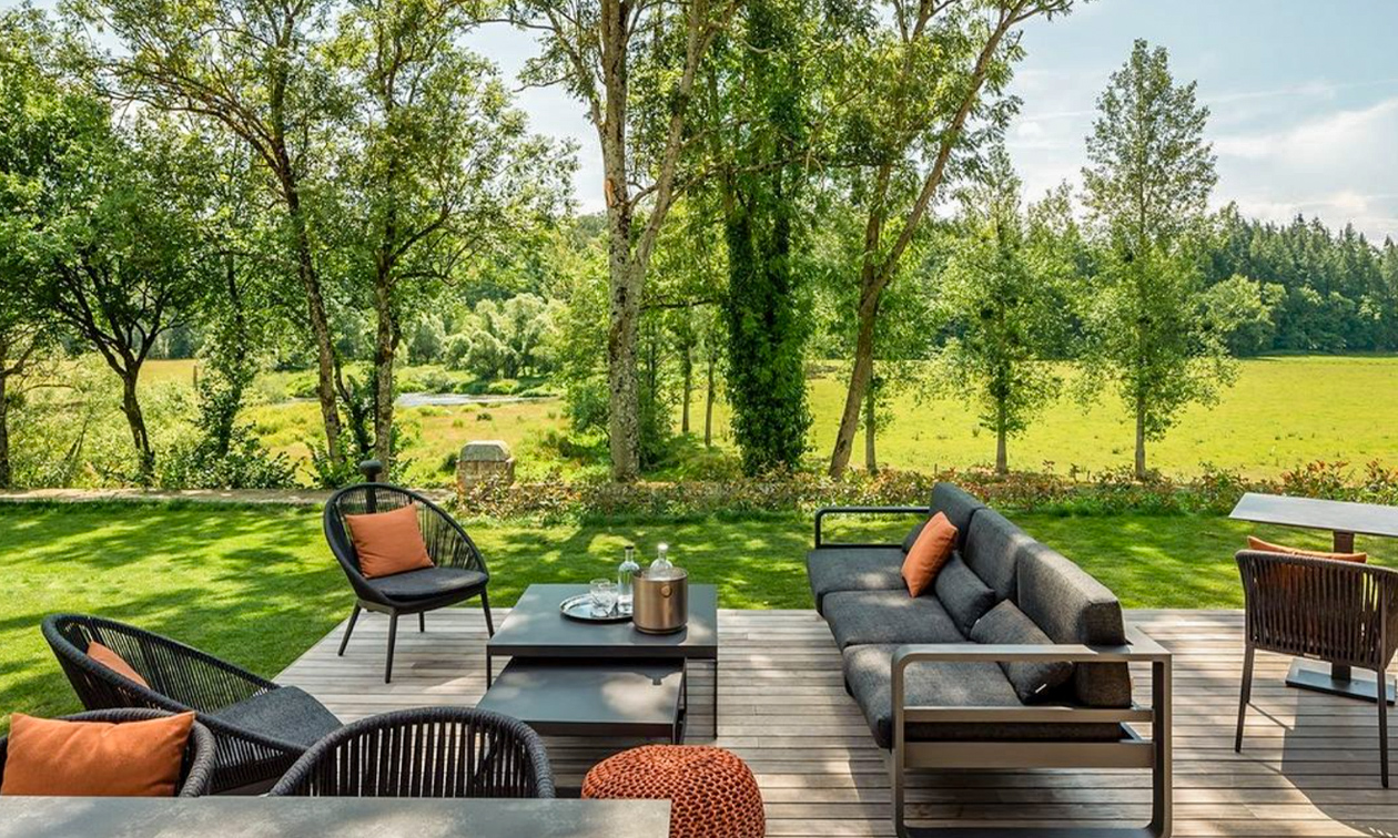 Lounge by Château de Vignée