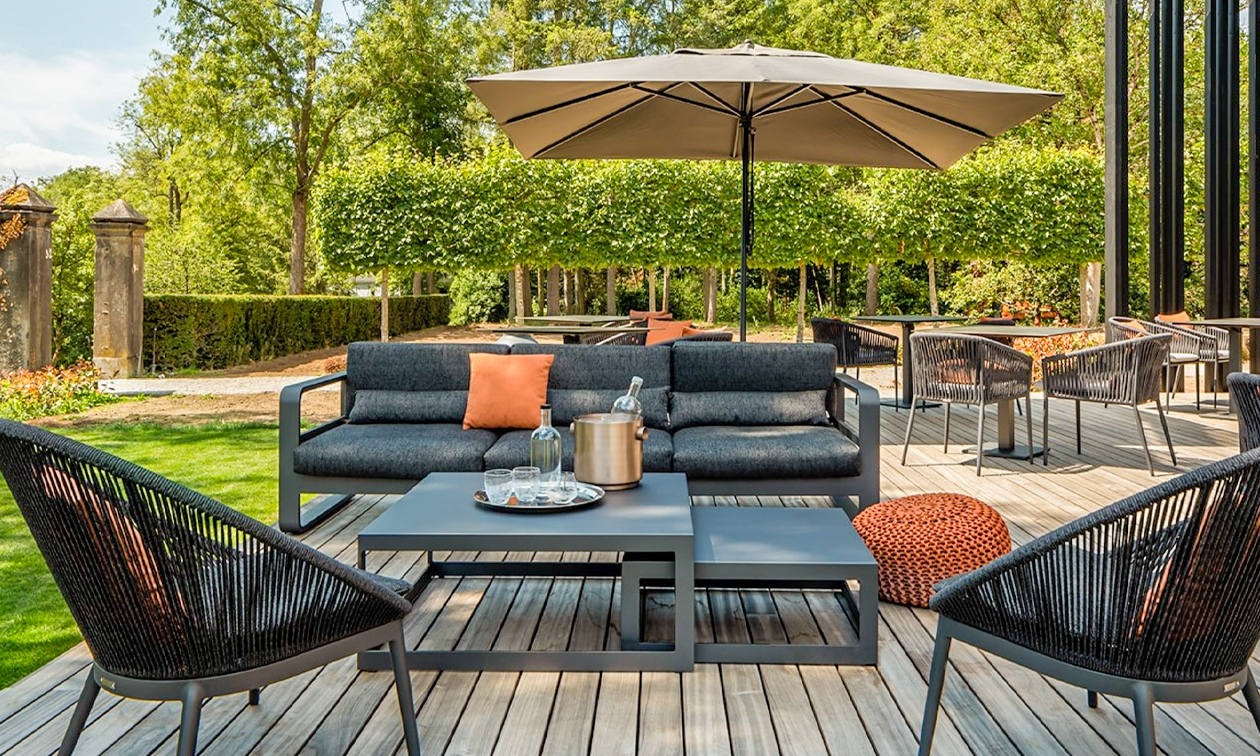 Lounge by Château de Vignée