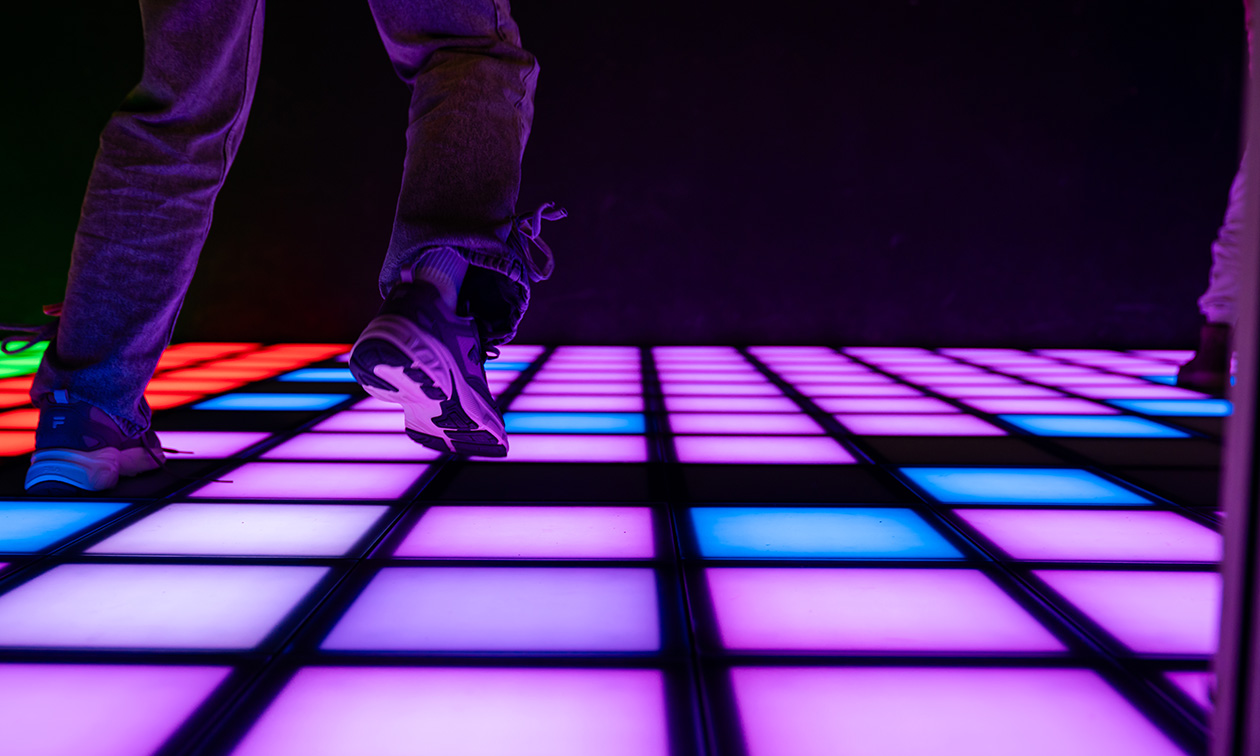 Pixel-Play