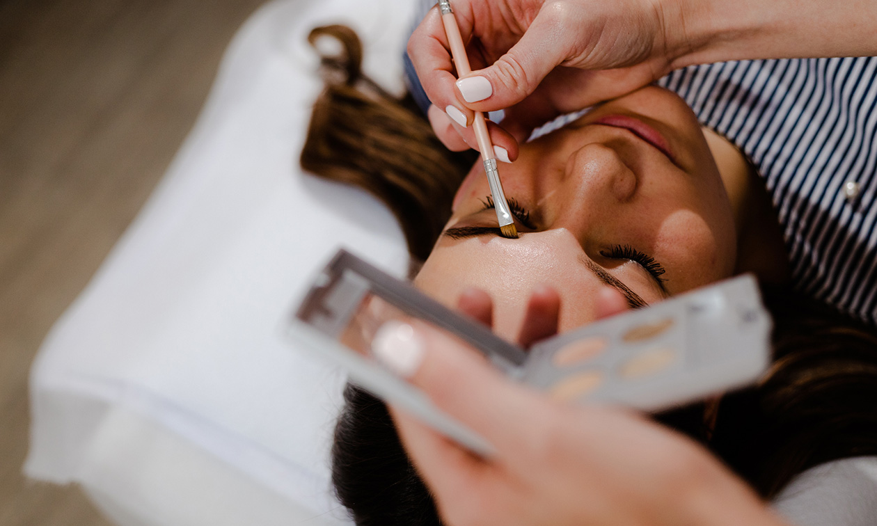 Rebaty Nails & Beauty Lounge