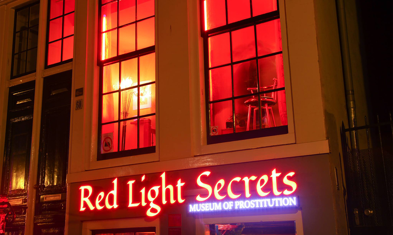 Maak kennis met Red Light Secrets tegen een onverslaanbare prijs - Social  Deal