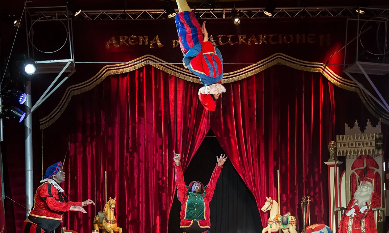 Sinterklaas in het circus