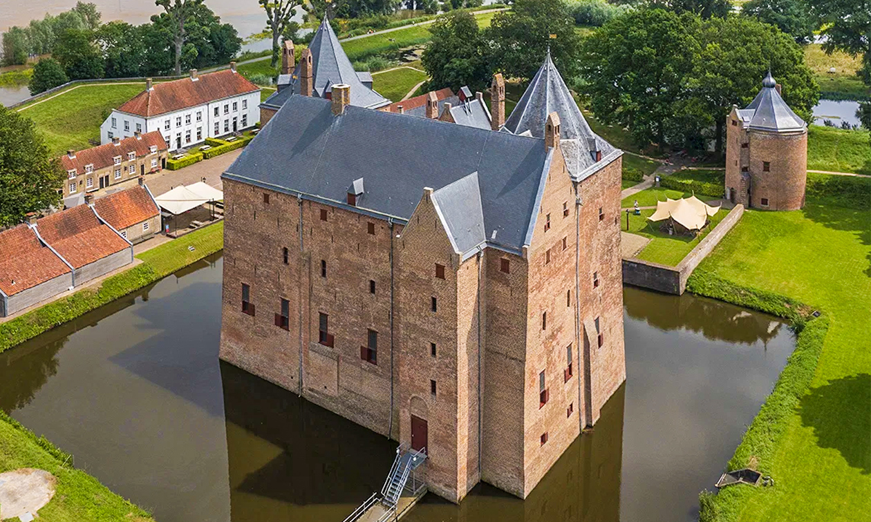 Stichting Rijksmuseum Slot Loevestein