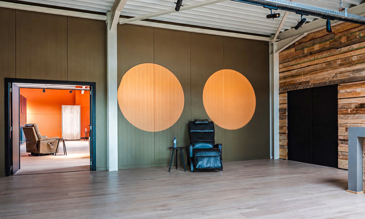 The Light Experience Center