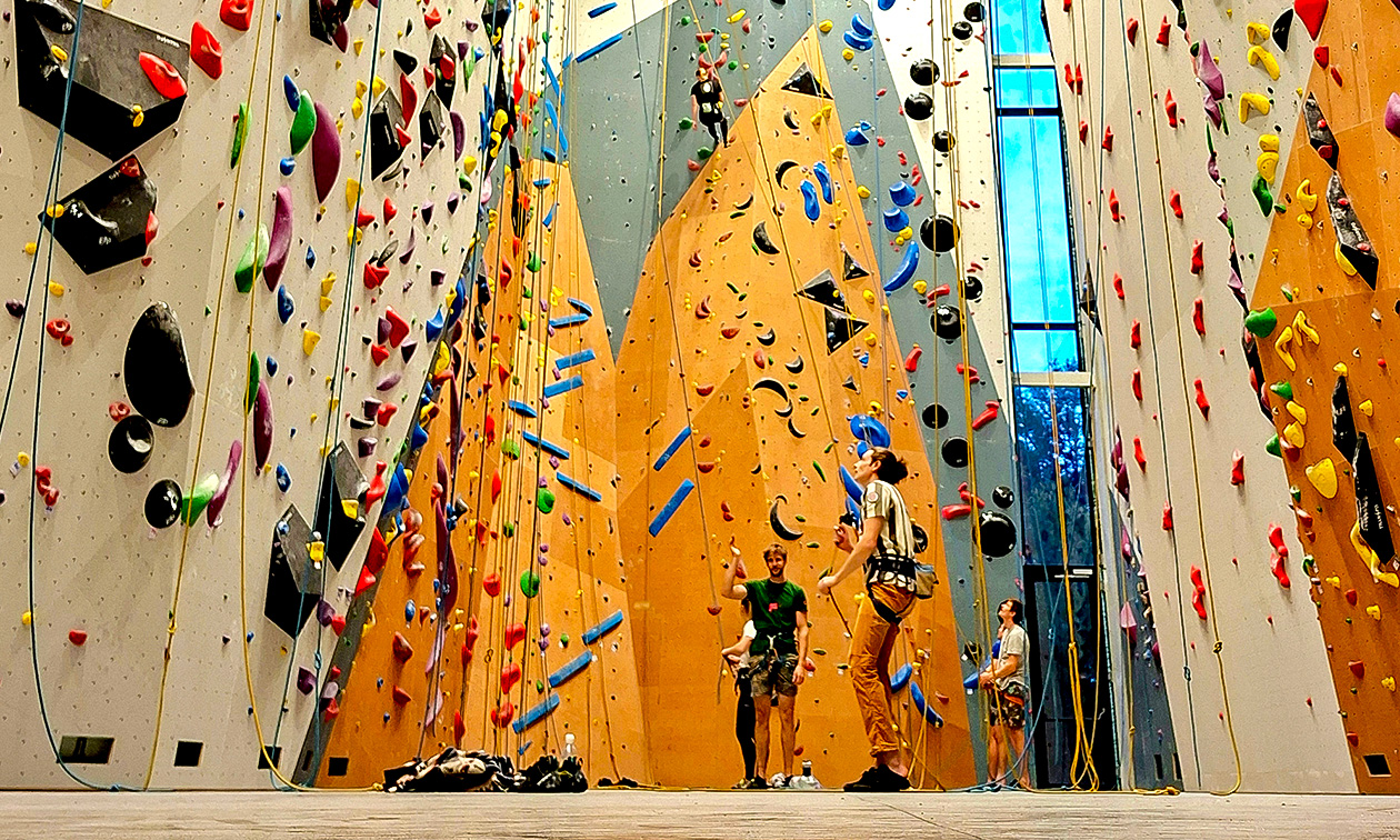 Transfo Climbing
