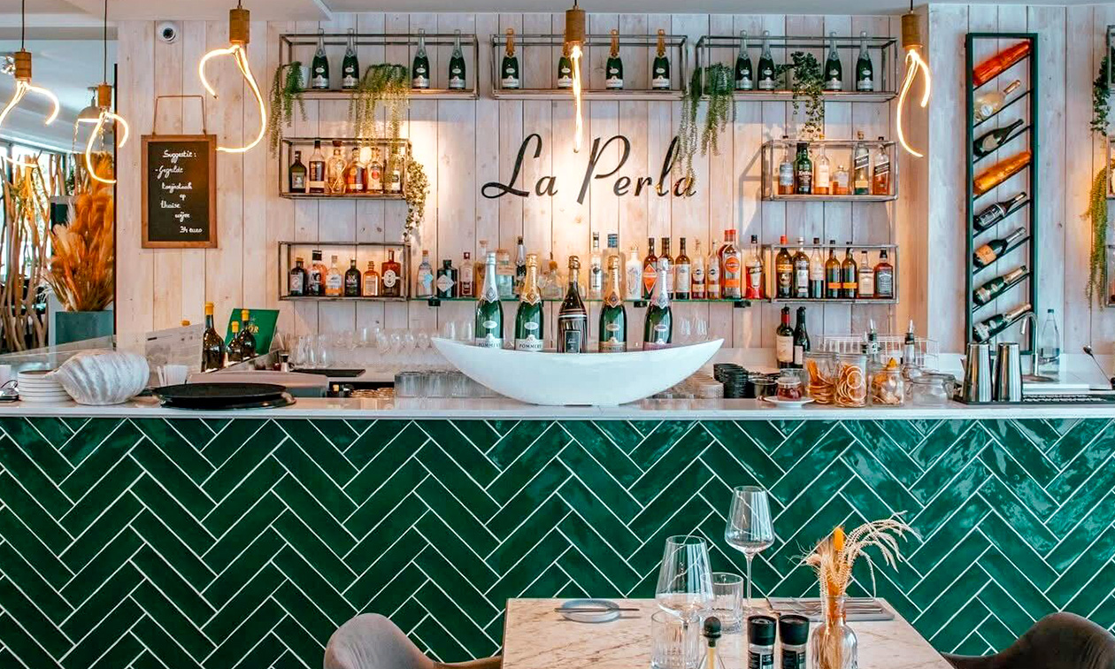 La Perla Seafood