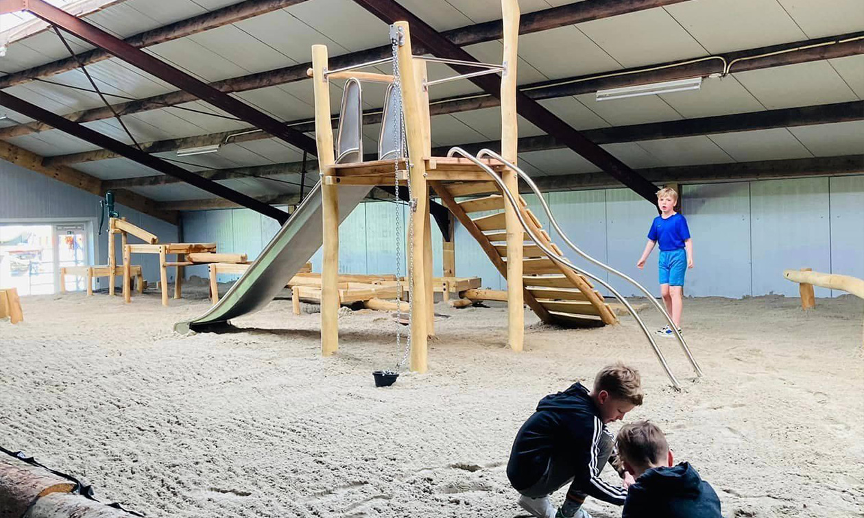 WALEUK Recreatie-, Speel- & Feestboerderij