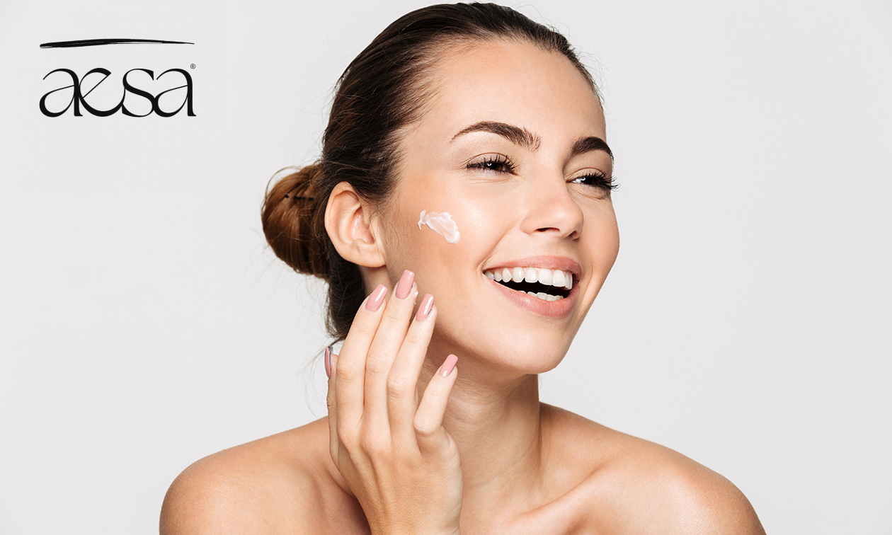 Gesichtsbehandlung, Microneedling oder Kryolipolyse (ca. 30 bis 60 Min.)
