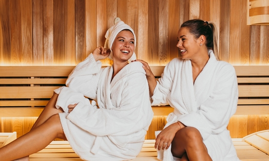 Privésauna voor 2 personen (2 of 3 uur) + fles cava + badlinnen + evt. warme hapjes