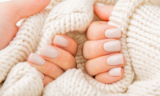 Vernis semi-permanent près de Charleroi