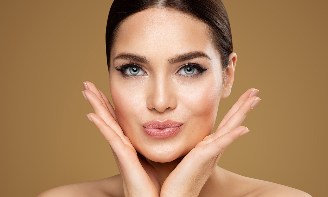 Microneedling of permanente make-up naar keuze