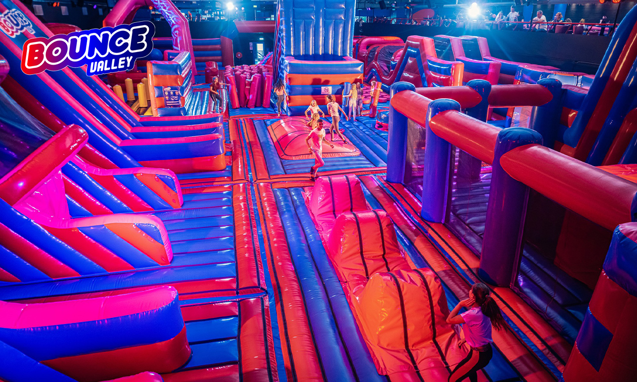 Eintritt Bounce Valley (2 Stunden) + Socken + opt. unbegrenzt Limonade