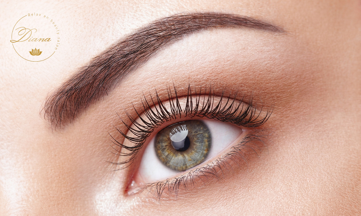 Wimperlift + tint + keratinebehandeling (50 min)
