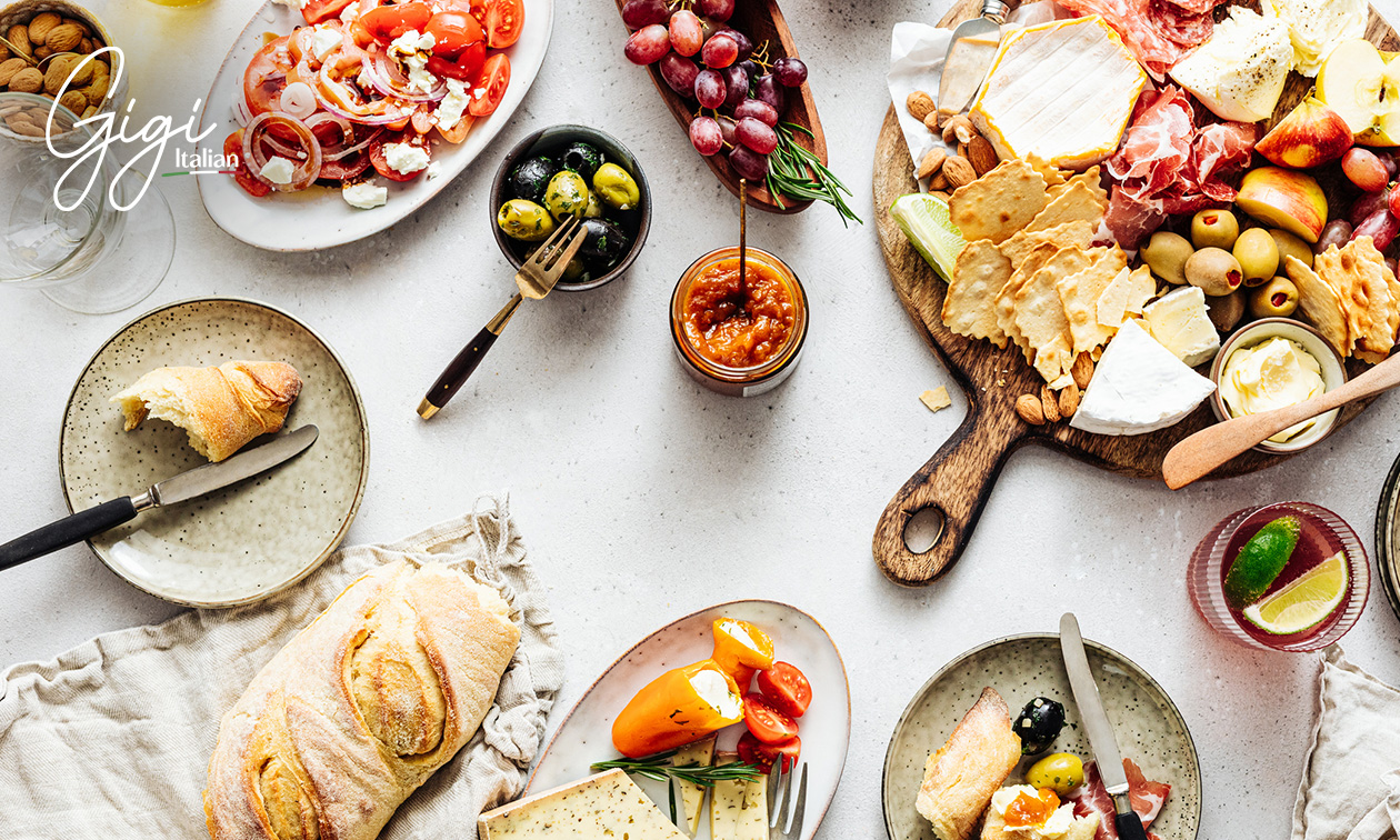 Italiensche Brunchplatte oder Veggi-Brunchplatte bei Gigi Italian