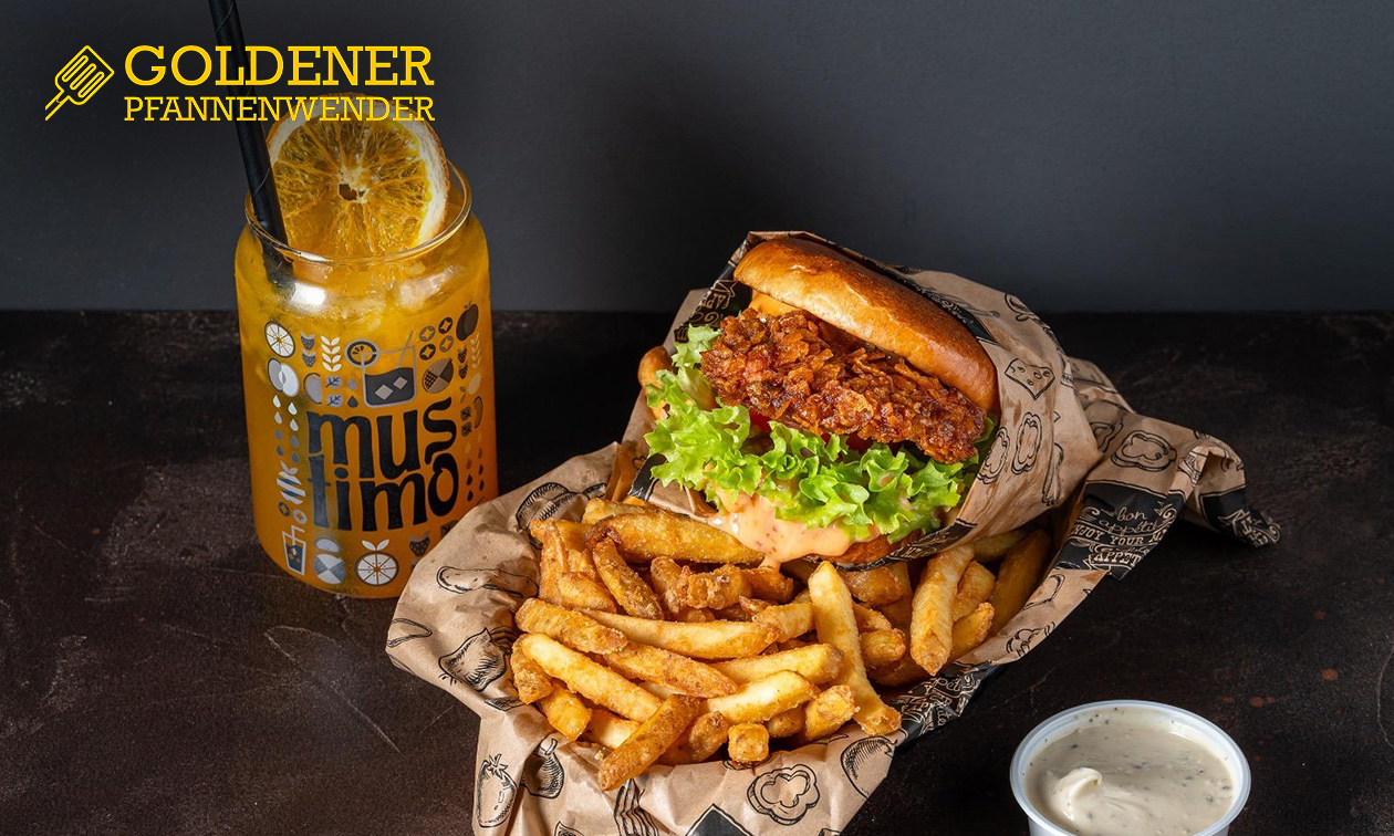 Burger-Menü inkl. Pommes + Dip + Softgetränk nach Wahl im Herzen von Krefeld