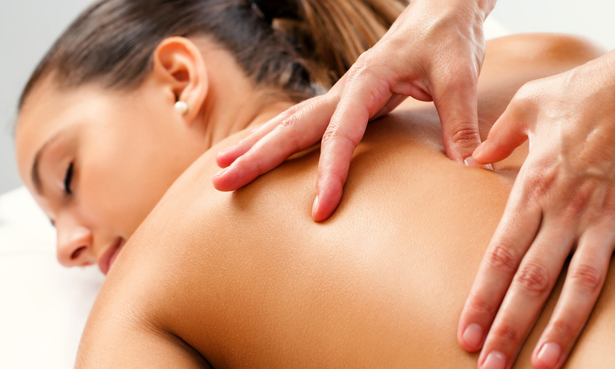 Massage (45 min) + evt. oorkaarstherapie en hoofdmassage