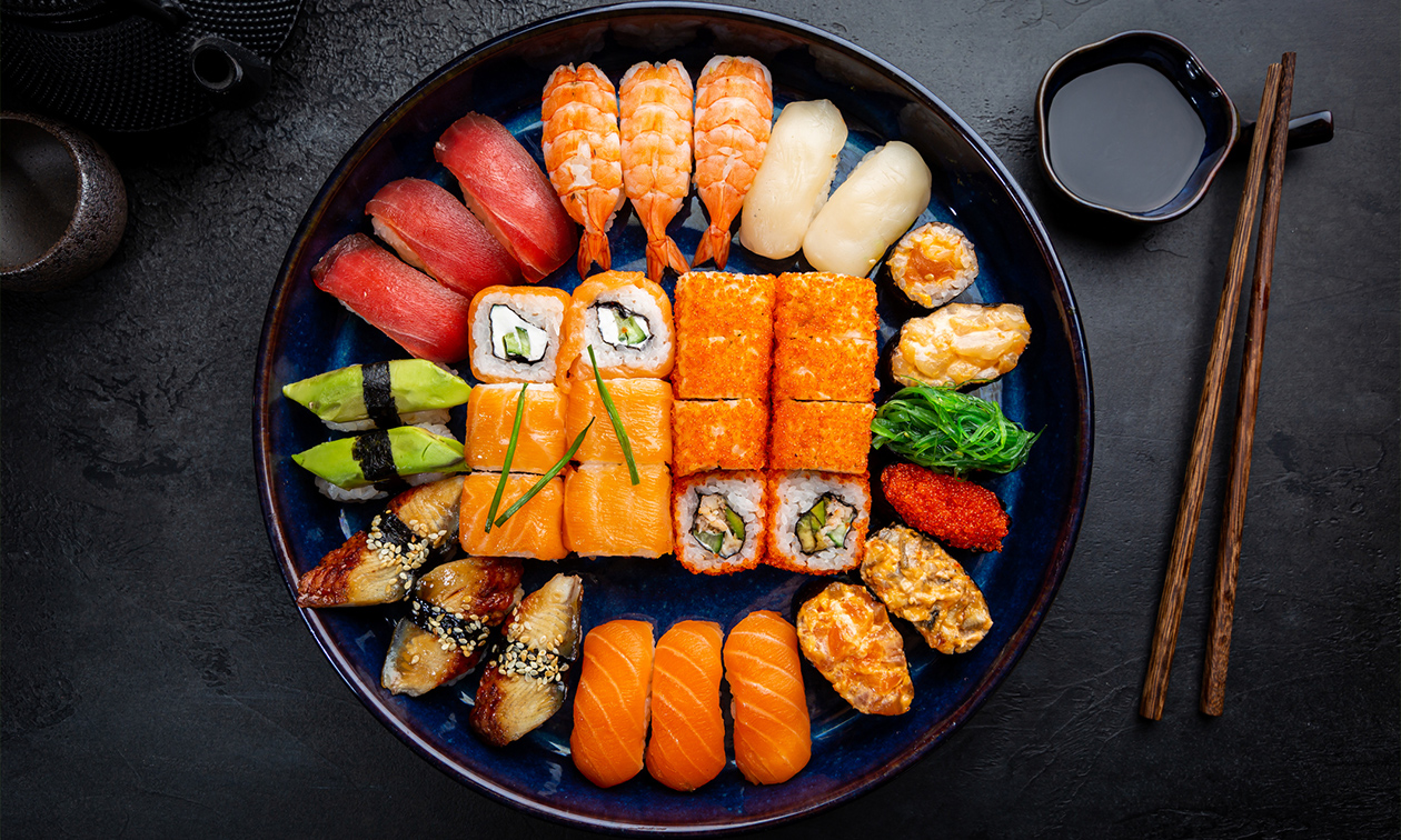 Sushi-Menü nach Wahl (17, 23 oder 40 Stück) für 1 oder 2 Personen in Frechen