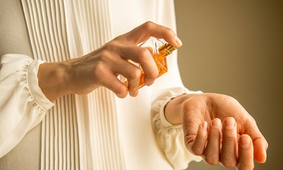 Workshop natuurlijk parfum maken (2,5 uur) + 2 zelfgemaakte producten