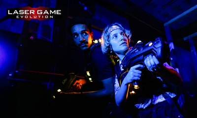 2 of 3 potjes lasergamen (20 min) in Eigenbrakel