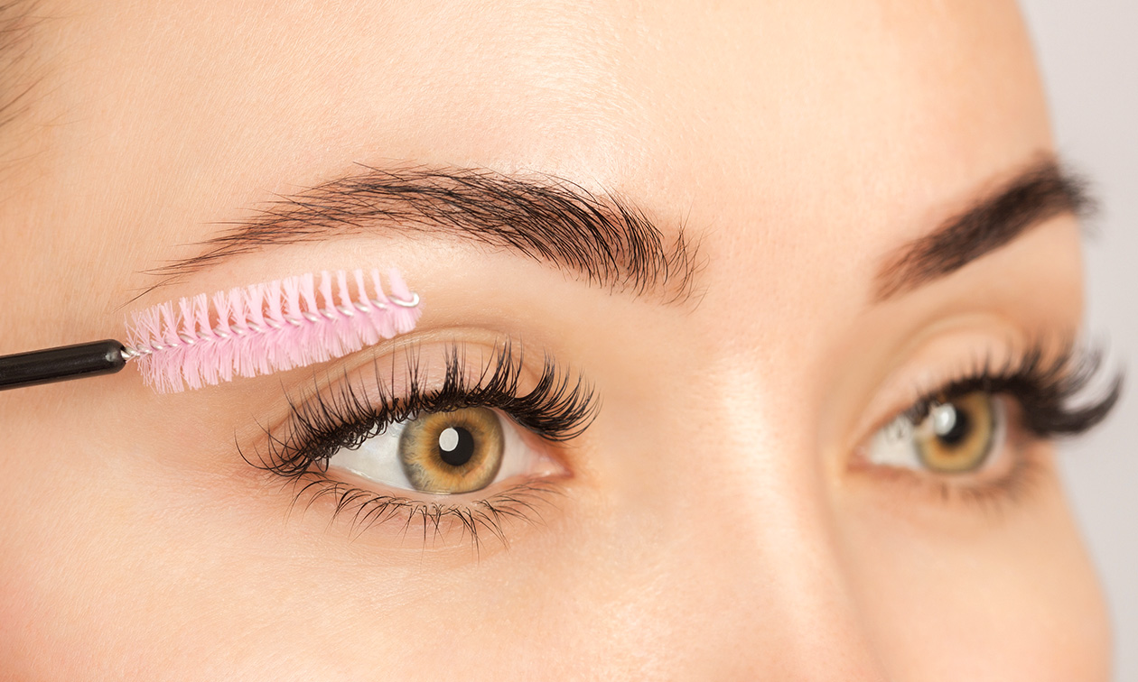 Wimperlift + verven of wimperextensions naar keuze in Brussel