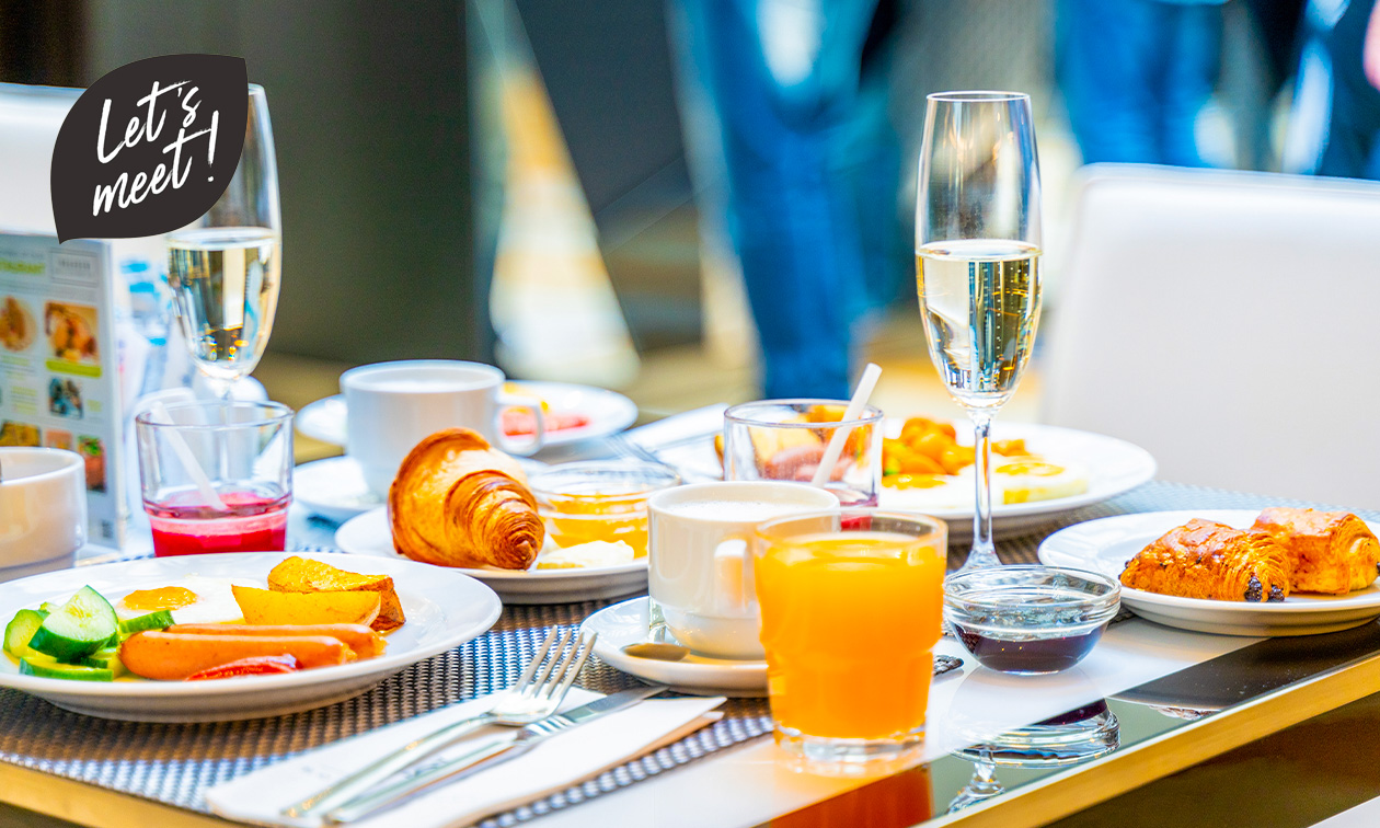 Ontbijtbuffet + glas cava (2,5 uur) bij Let's Meet Gent