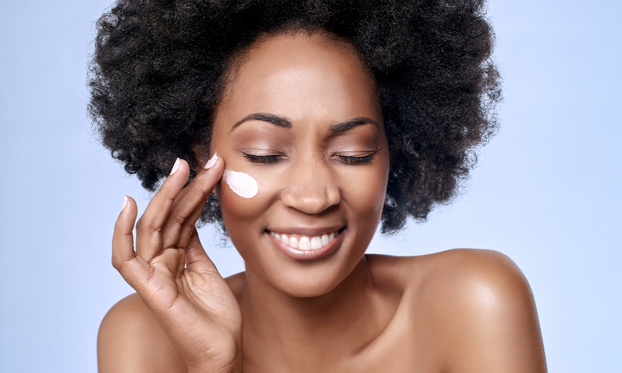 Gezichtsbehandeling naar keuze