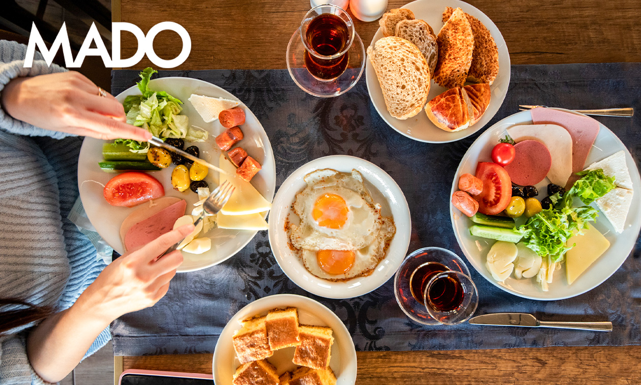 All-You-Can-Eat Turks ontbijtbuffet