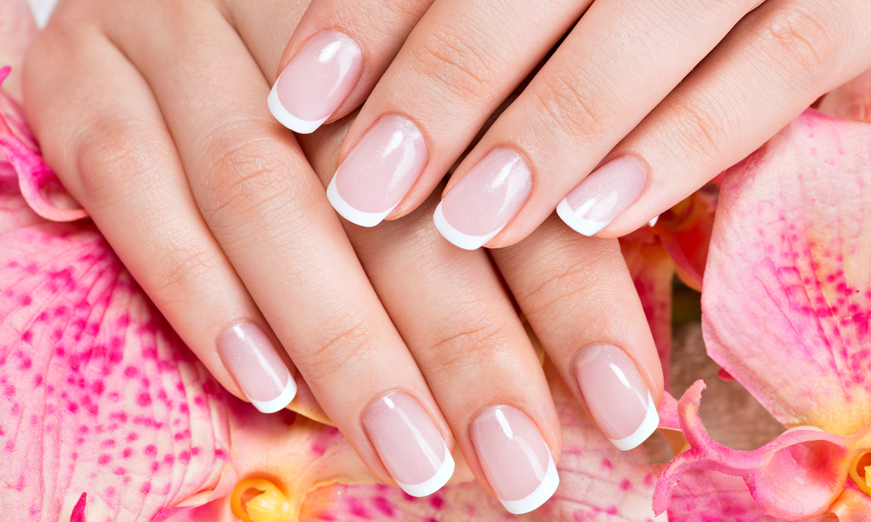 Spa-manicurebehandeling + gellak of BIAB (45 of 60 min)