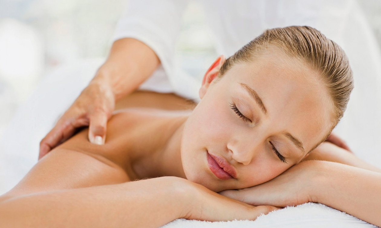 Intuïtieve massage of Lomi Lomi (thuis)massage (60 of 90 min)