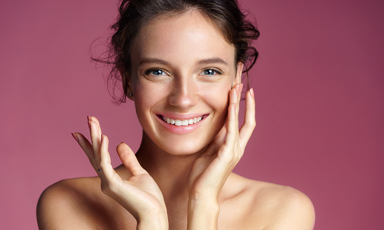 Gelaatsbehandeling voor vrouw en man