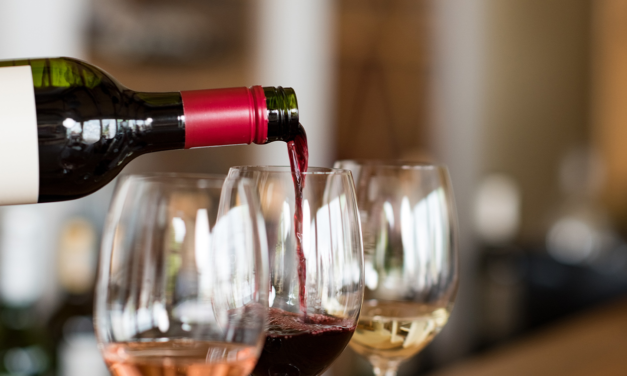 Luxe wijnproeverij voor 4, 6 of 8 personen (2 uur) bij jou thuis of op locatie naar keuze