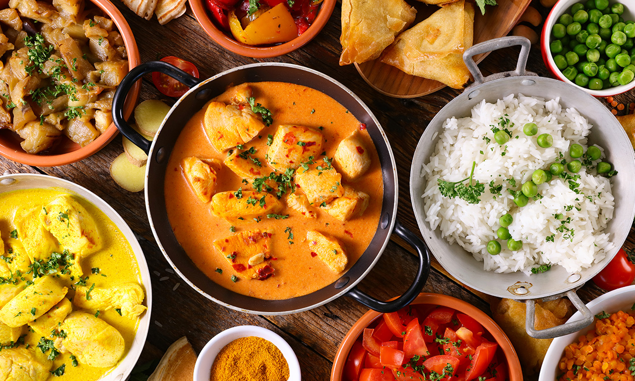 Indiaas 2-gangendiner + naan + bijgerecht Indiaas 2-gangendiner + naan + bijgerecht