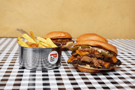 Burgerkombo fra Smash Tak