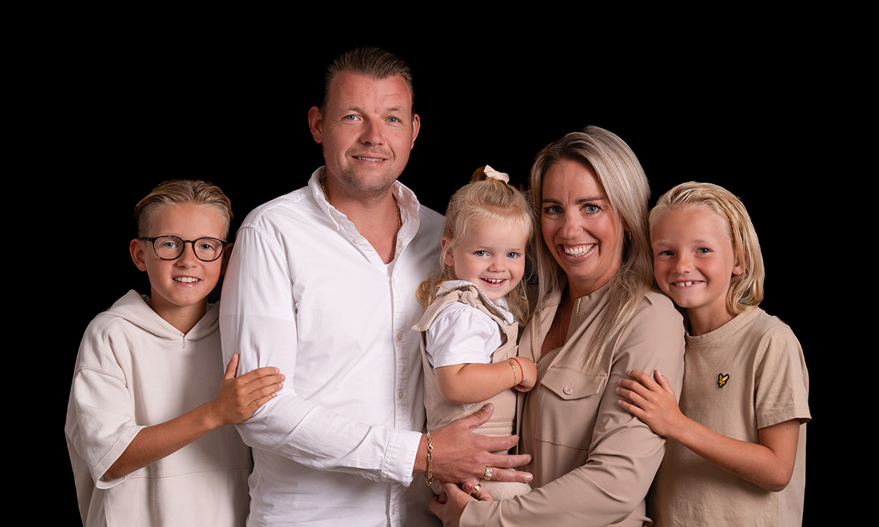 Portretshoot (30 min) voor 1-6 pers. + afdruk op canvas