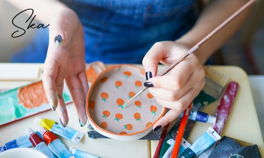 Workshop keramiek beschilderen (2 uur) + item(s) naar keuze + koffie/thee