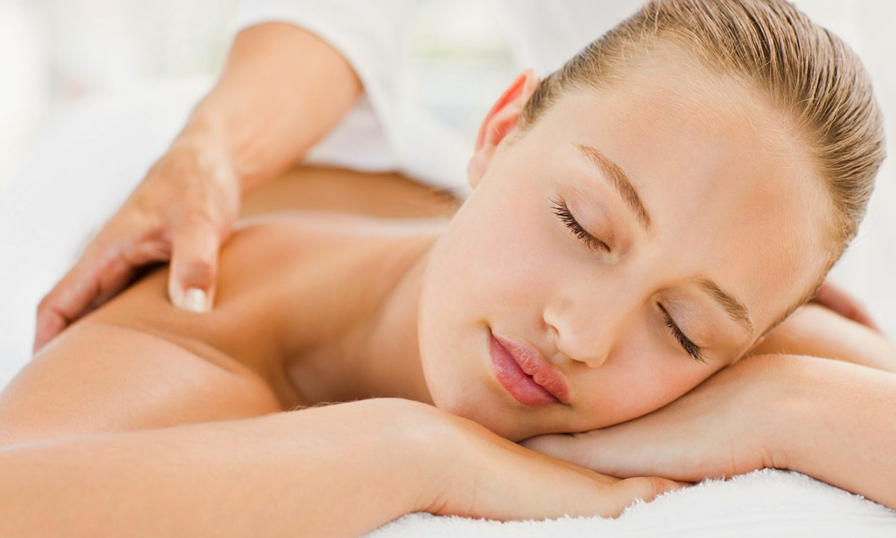 Massage relaxant au choix ou gommage du dos et plus près de Bruxelles