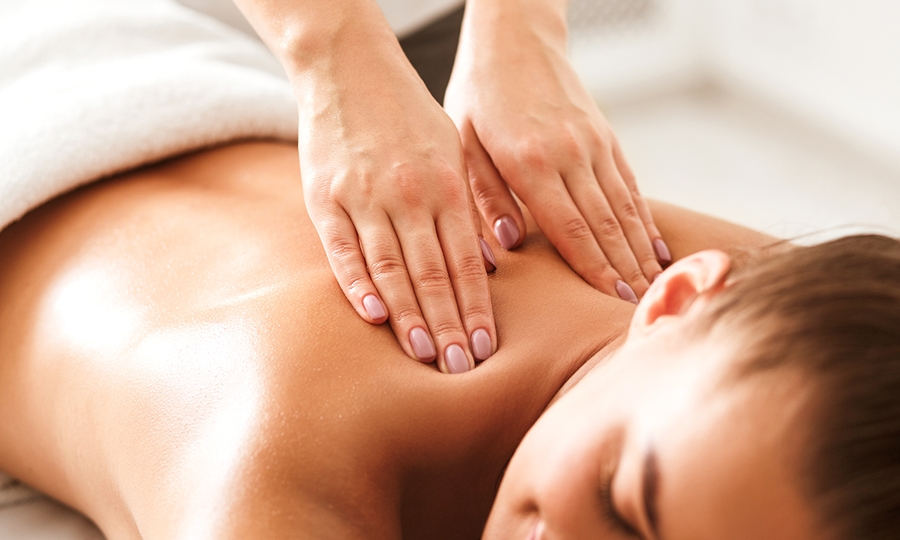 Ontspanningsmassage + evt. cupping (60 min)