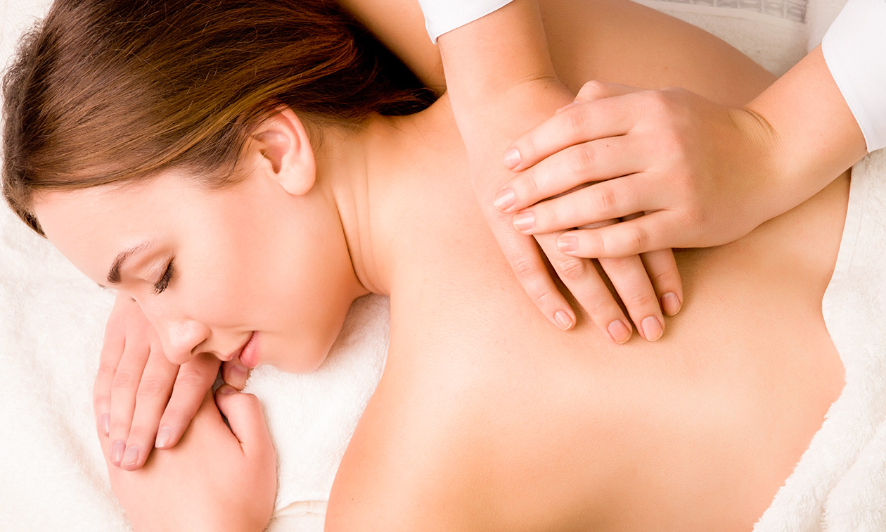 Massage corps et visage (75 min) à Virginal